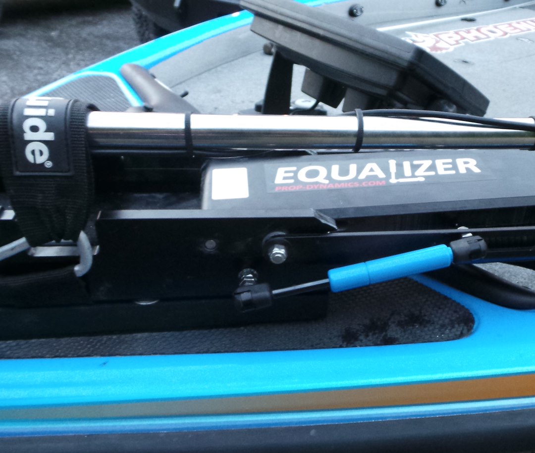 T-H Marine Gfeq-Mg-Bu-Dp Trolling Motor Lift Assist - image 2