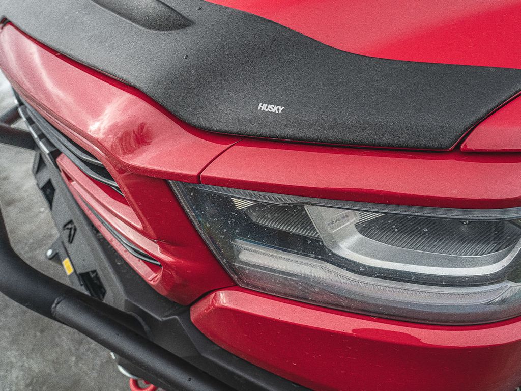 Husky Liner 2830163 Aeroskin II Black Bug Shield