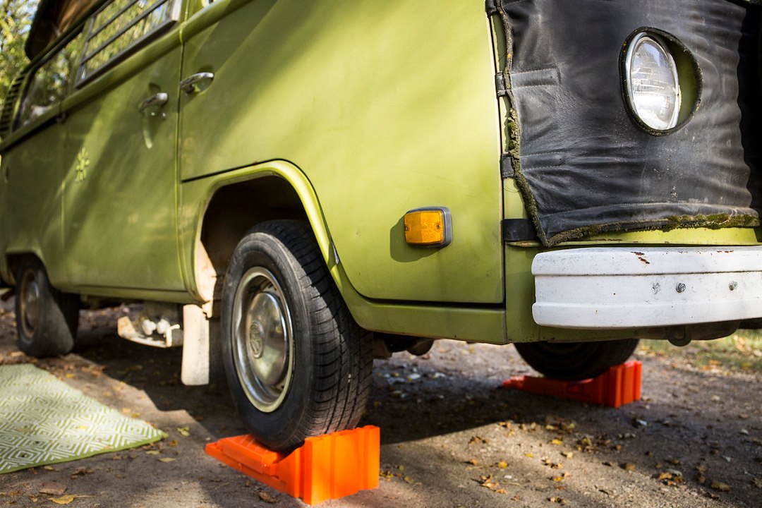 Tri-Lynx 00071 Trailer Leveling Kit - image 6