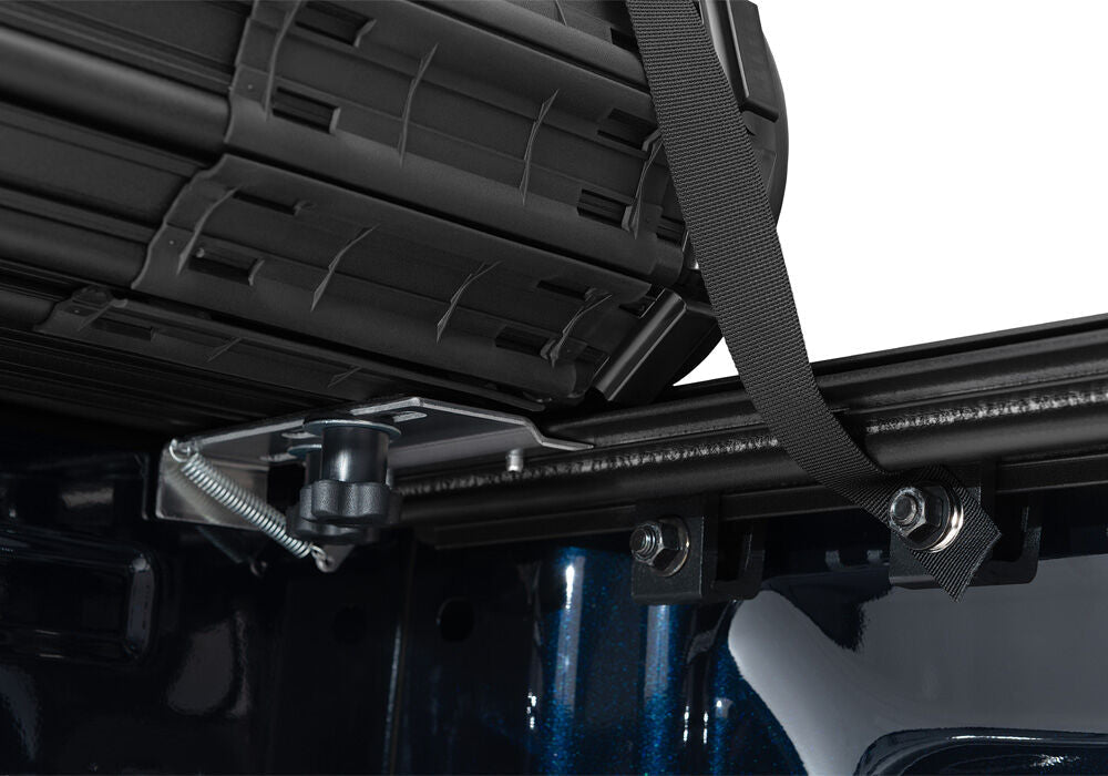 BAK Industries Revolver X4s Aluminum/ Vinyl Tailgate Handle Lock Tonneau Cover 80337 - image 17