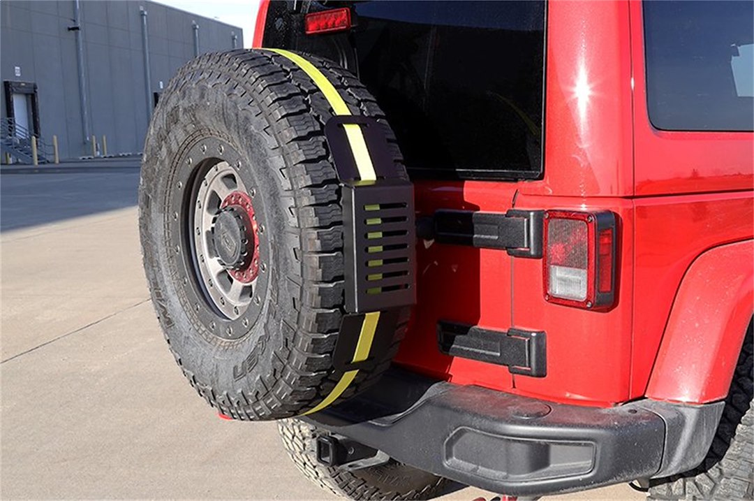 Dee Zee DZ95040TB Black Steel Tailgate Spare Tire Carrier - image 2