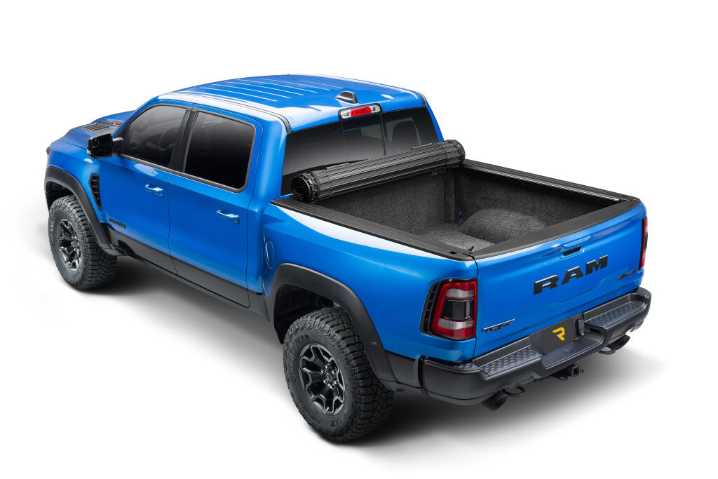 BAK Industries Revolver X4s Aluminum/ Vinyl Tailgate Handle Lock Tonneau Cover 80223 - image 2