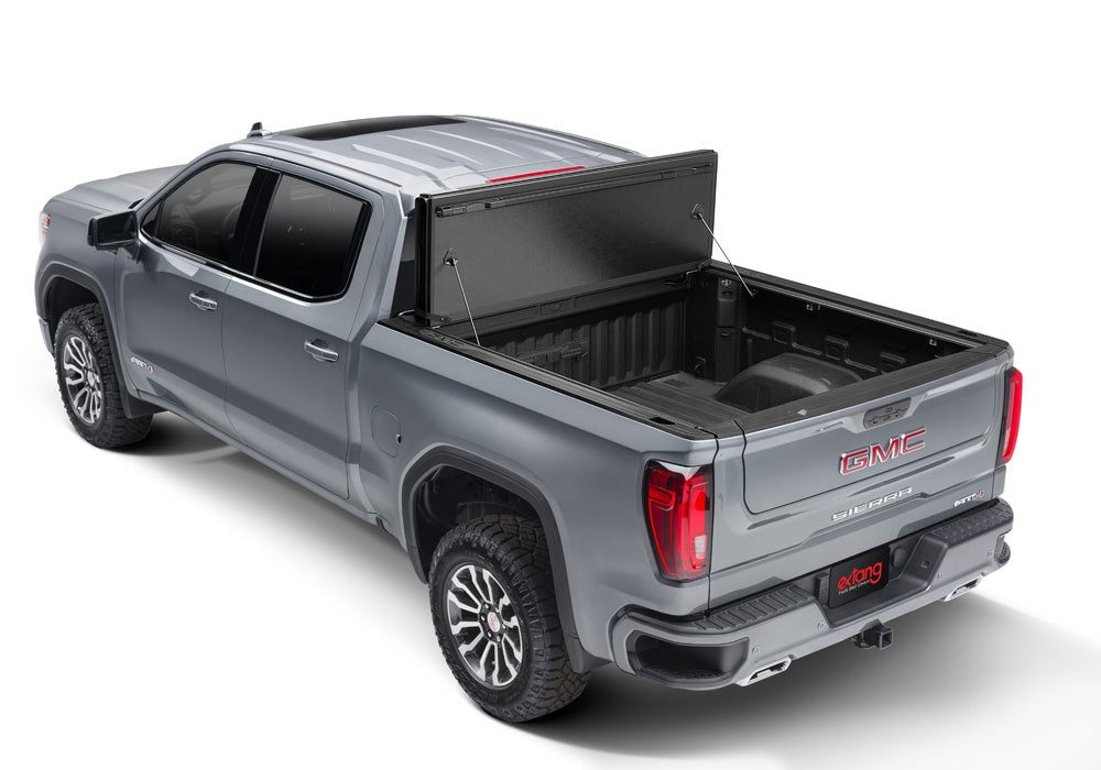 Extang 85350 Xceed Low-Profile Hard Tri-Fold Cover