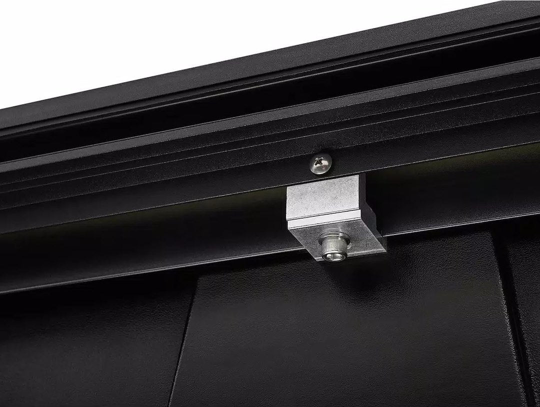 Roll-N-Lock 132A-XT A-Series XT Retractable Aluminum Cover