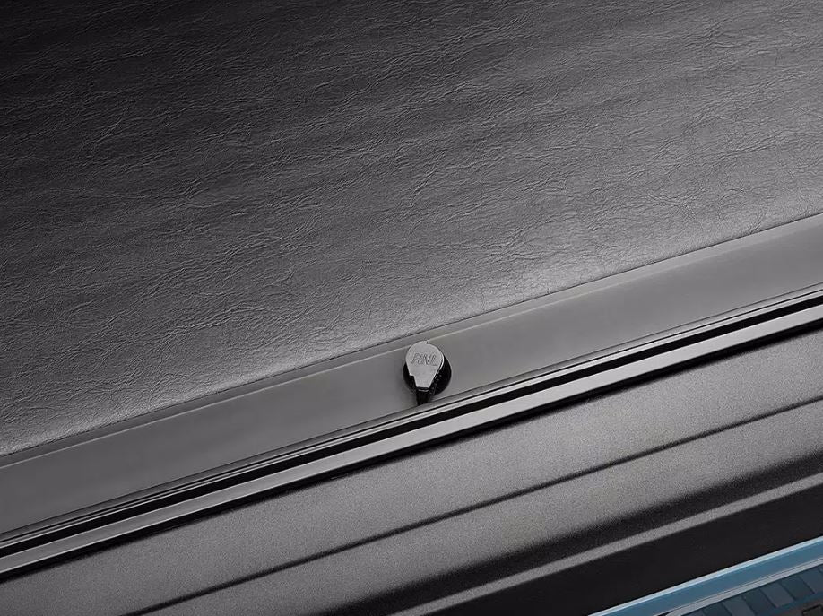 Roll-N-Lock LG135M M-Series Retractable Aluminum/Vinyl Tonneau