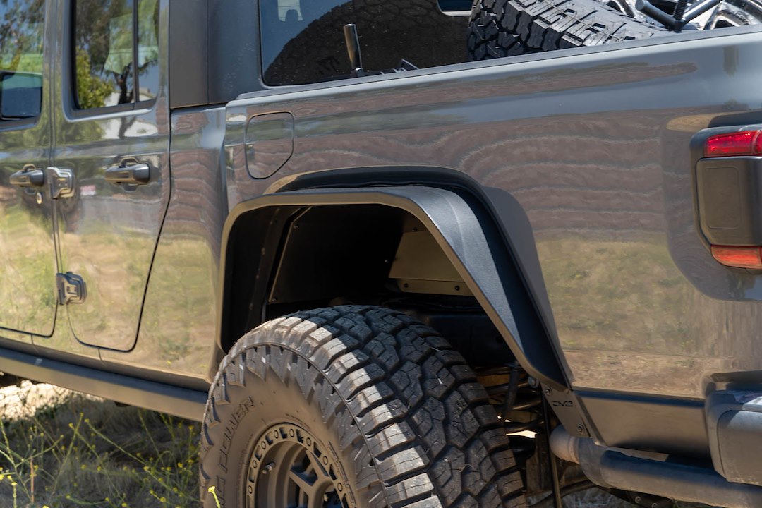 DV8 Offroad INFEND-07RB Gladiator JT Rear Inner Fender