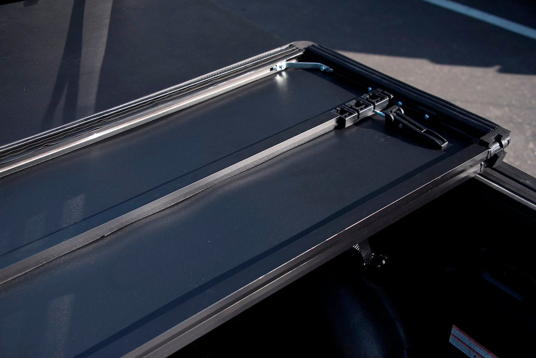 Armordillo CoveRex TF Series Vinyl Tailgate Handle Lock Tonneau Cover 8717837 - image 6