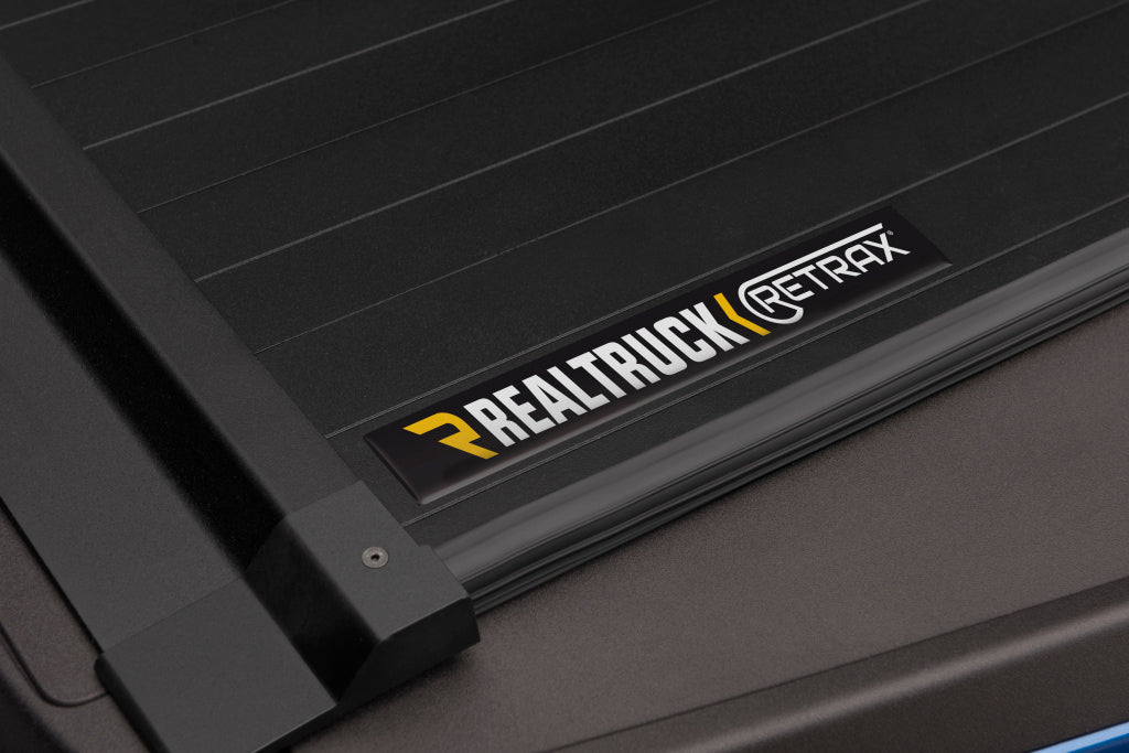 Retrax 30379 IX Aluminium Tonneau Cover for F-150