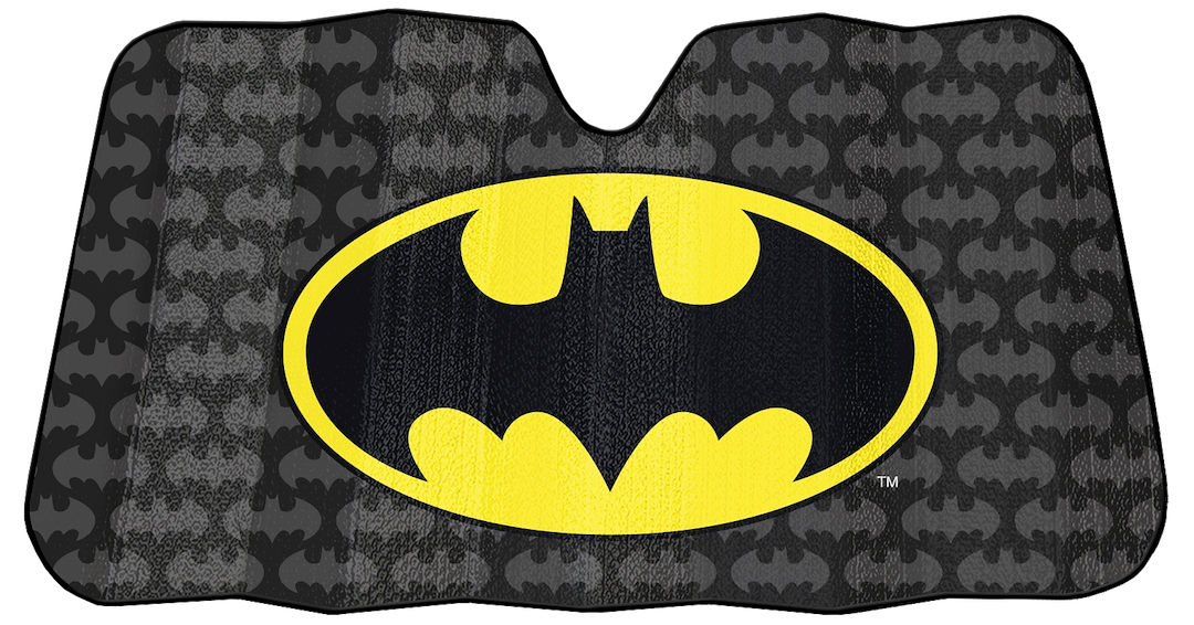 Plasticolor 003713R01 Batman Windshield Shade