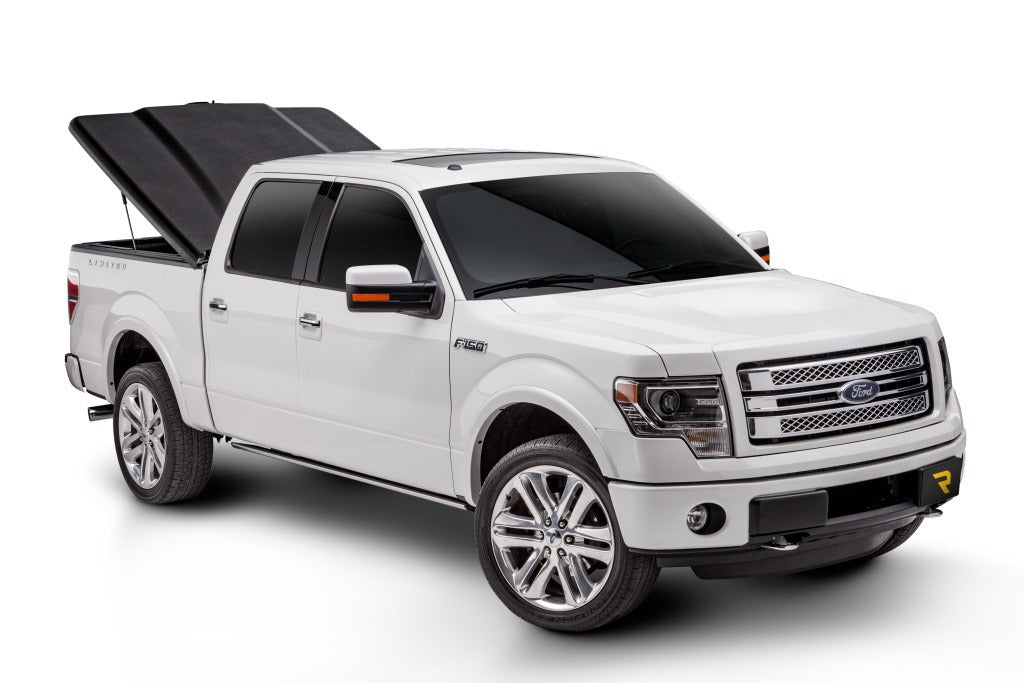 Undercover Uc2148 Tonneau Cover - image 2