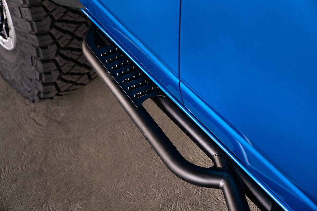 DV8 Offroad SRBR-02 OE Plus Bronco Round Step Bars