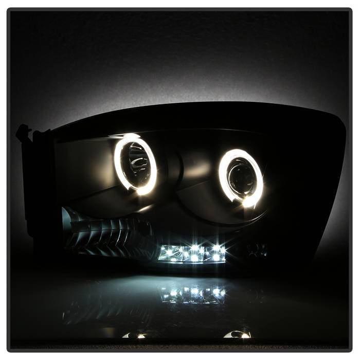 Spyder 5010001 Signature Halogen Headlight for Ram 1500