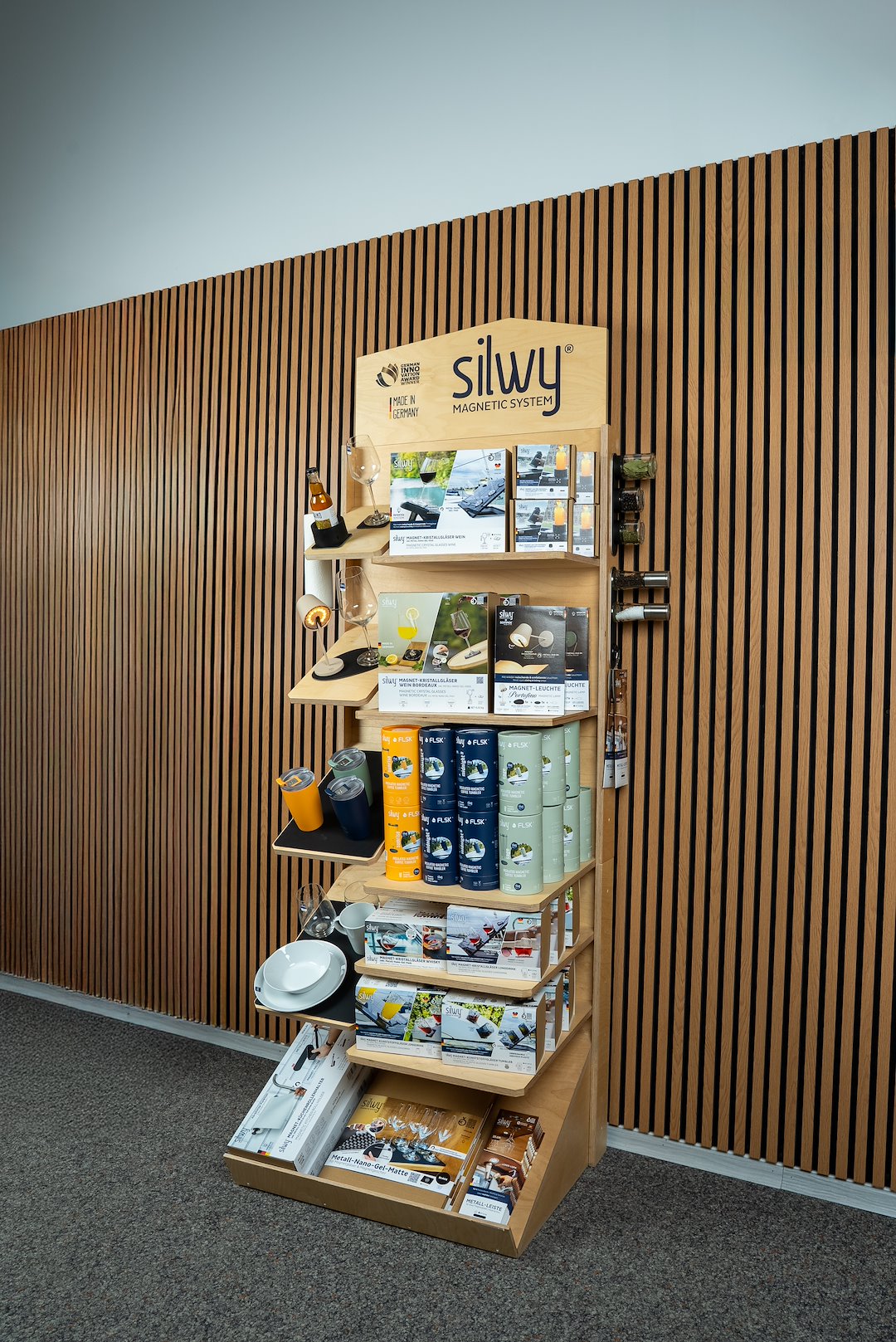 Silwy Magnetic Pos-La-1 Point Of Purchase Display - image 2