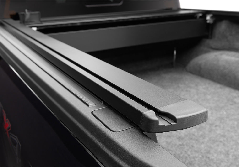 Retrax T-80323 RetraxPRO XR Tonneau Cover for Super Duty