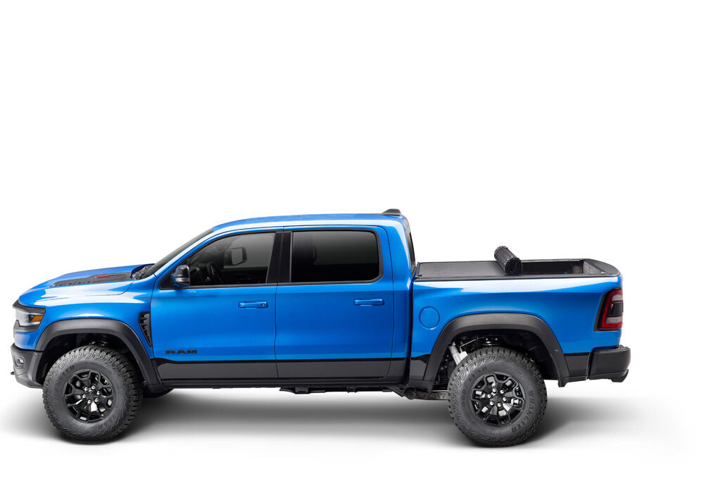 BAK Industries Revolver X4s Aluminum/ Vinyl Tailgate Handle Lock Tonneau Cover 80223 - image 8