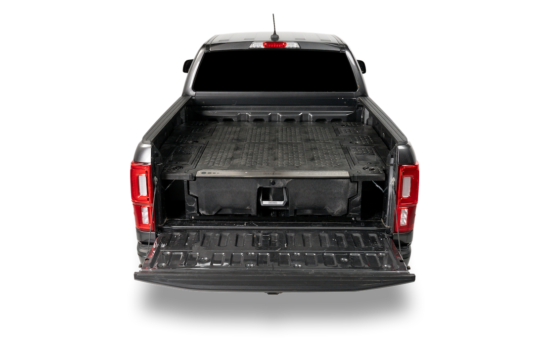 Decked YN8 Non-Locking Lateral Drawer Storage