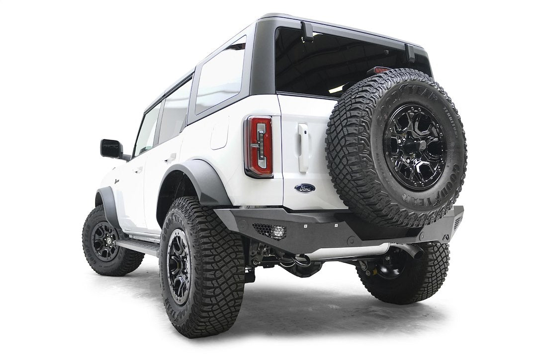 Fab Fours FB21-Y5252-1 Standard Steel Rear Bumper for Ford