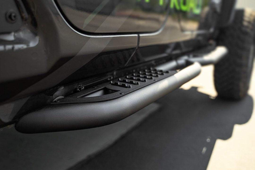 DV8 Offroad SRJL-08 OE Plus Four-Door JL Step Bars