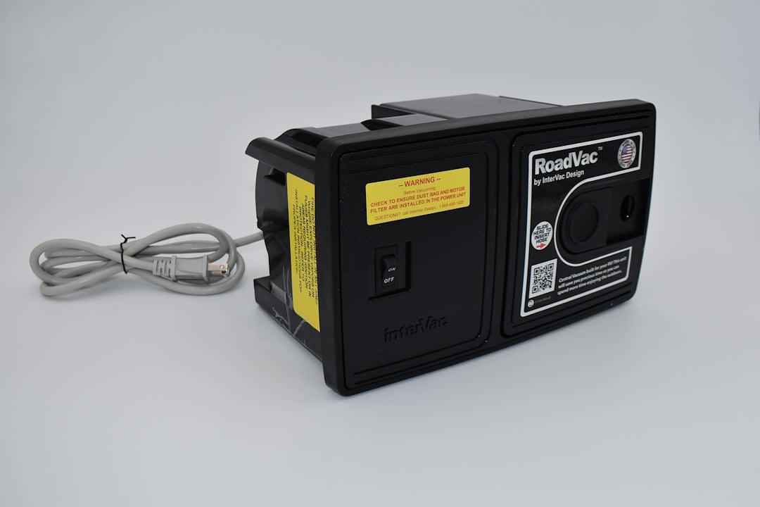 Intervac Design Cs-8-120-E-Tk-104 Vacuum Cleaner - image 1