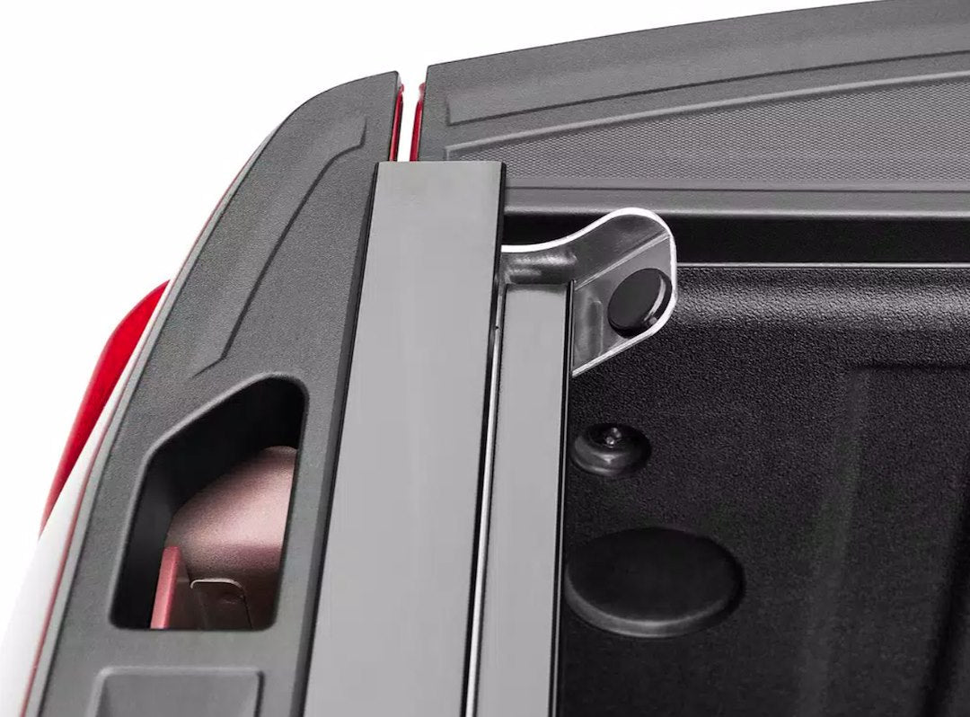 BAK Industries Revolver X2 Aluminum/ Vinyl Tailgate Handle Lock Tonneau Cover 39324 - image 15