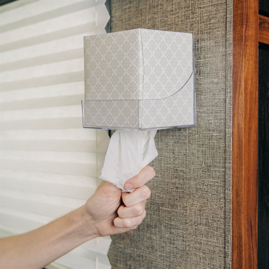 Camco Facial Tissue Holder (57101) – Material: Plastic
