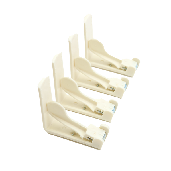 Coghlan's Tablecloth Clamp (9211) – Material: ABS Plastic