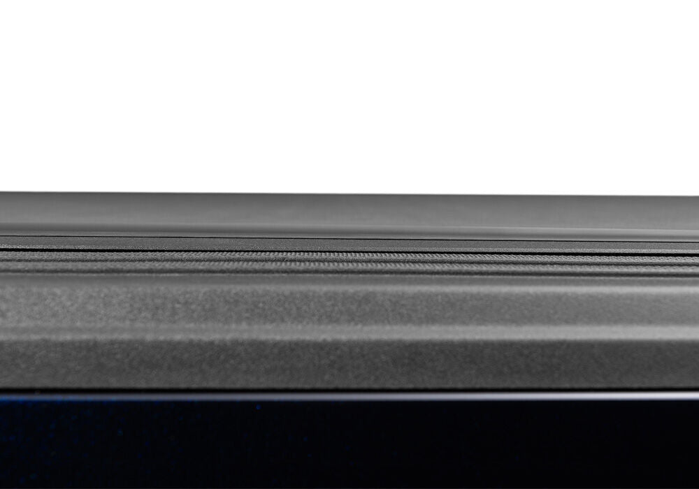 BAK Industries Revolver X4s Aluminum/ Vinyl Tailgate Handle Lock Tonneau Cover 80337 - image 10