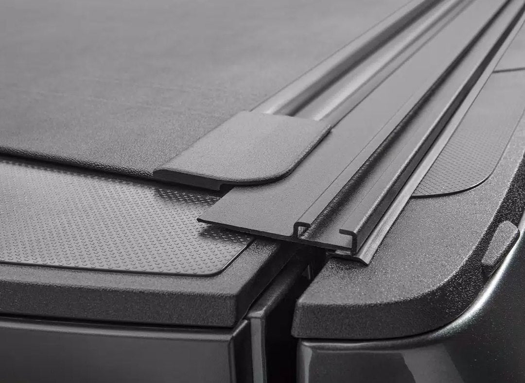 BAK Industries Revolver X4TS Aluminum/ Vinyl Tailgate Handle Lock Tonneau Cover 80227RK - image 14