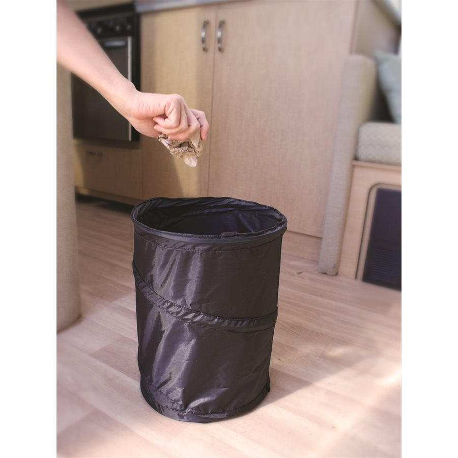 Camco Trash Can (42903) – Material: Plastic