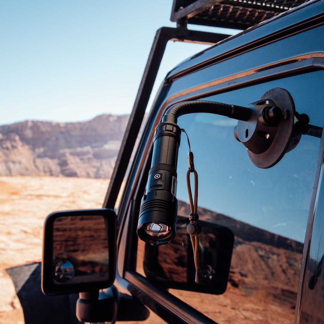 SeaSucker El5880 Heavy-Duty Flashlight Accessory