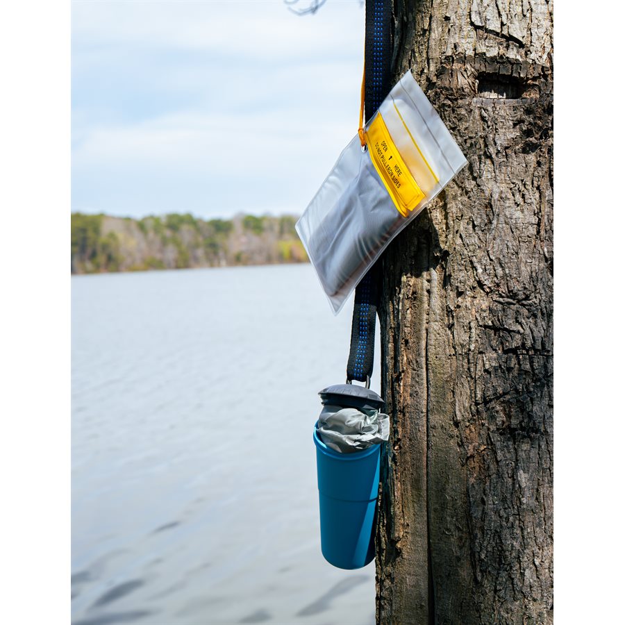 Camco Waterproof Pouch (51340) – Material: Vinyl