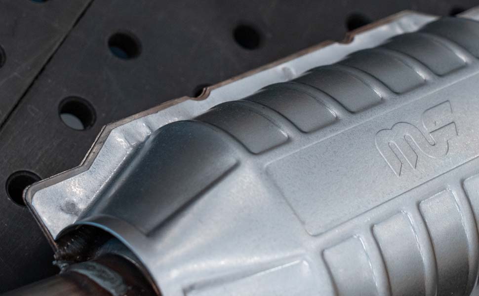 MagnaFlow 447205 Rear California OBDII Universal Converter