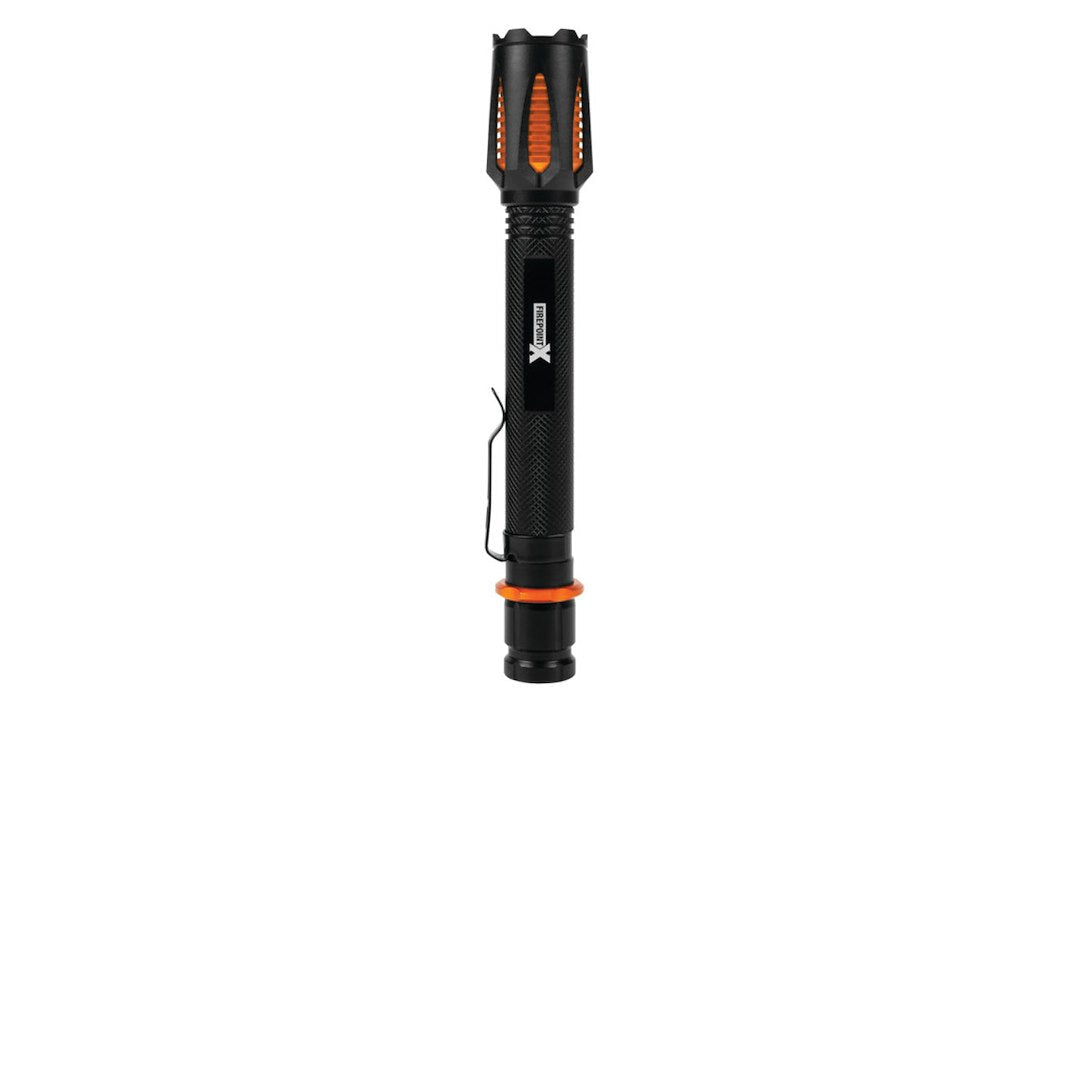 PERFORM TOOL Performance Tool Flashlight (W2657)
