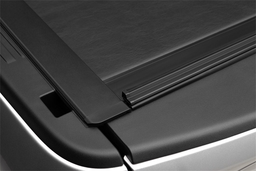 Roll-N-Lock LG402M M-Series Tonneau for Ram 1500 6.5-Foot Bed