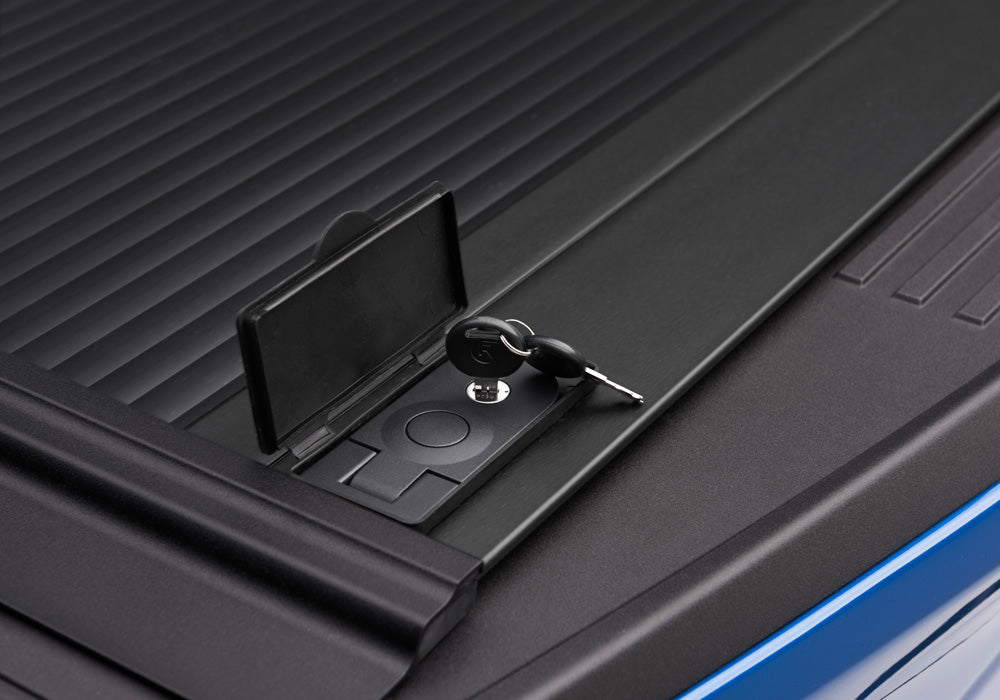 Retrax 60362 RetraxONE MX Tonneau Cover for Super Duty