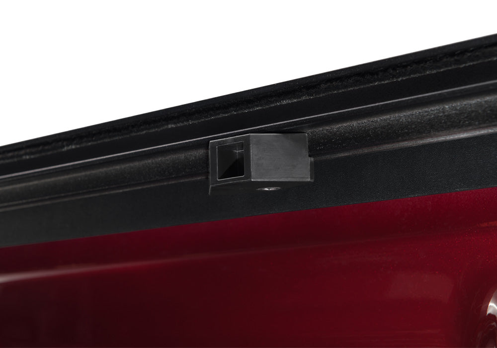 Retrax 30231 IX Aluminium Tonneau Cover for Ram 1500
