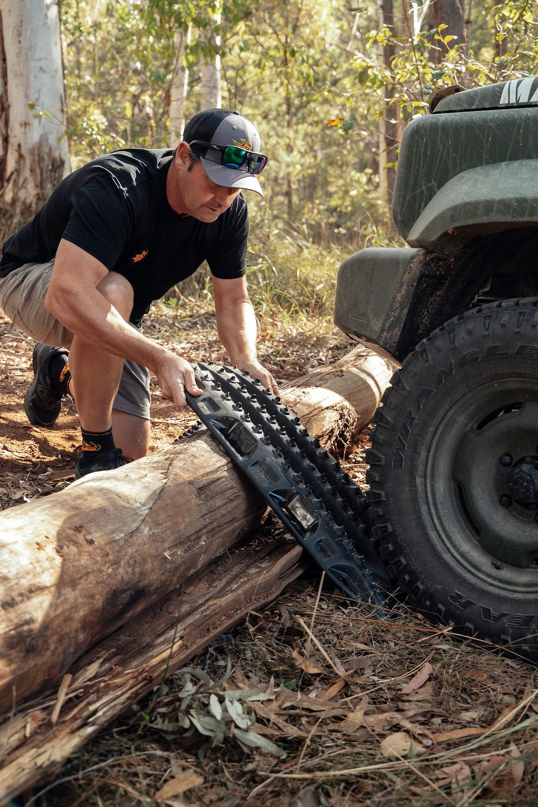 Rhino-Rack USA Mtxltbk Black Maxtrax Lite Traction Mat