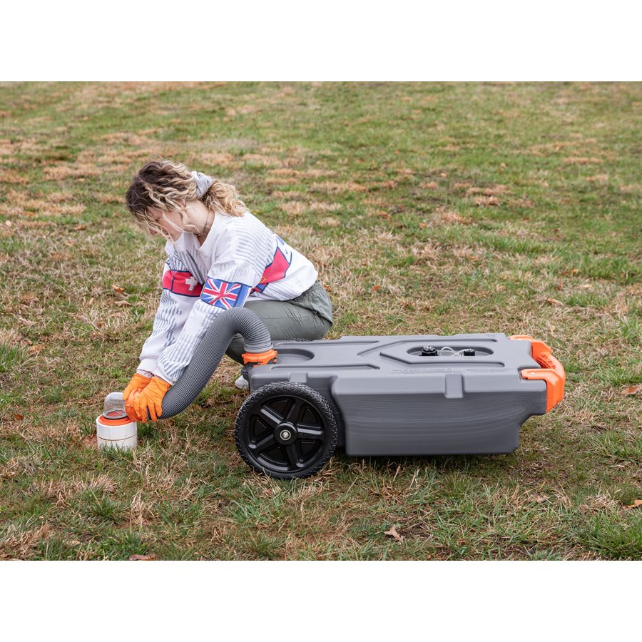 Camco 39002 Portable Waste Holding Tank - image 11