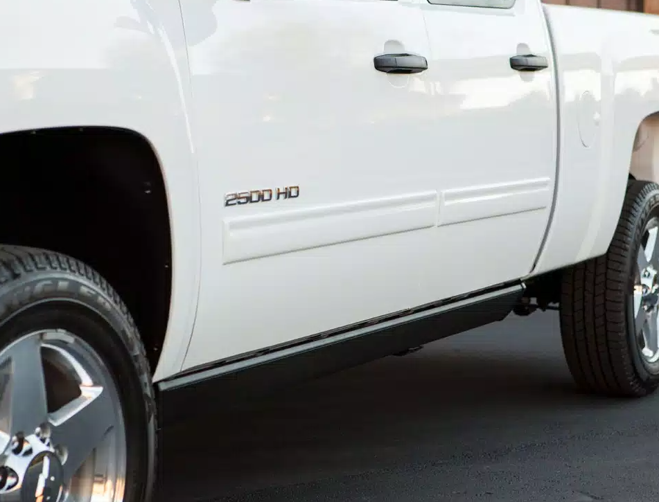 Amp Research 75126-01a Running Board - image 2