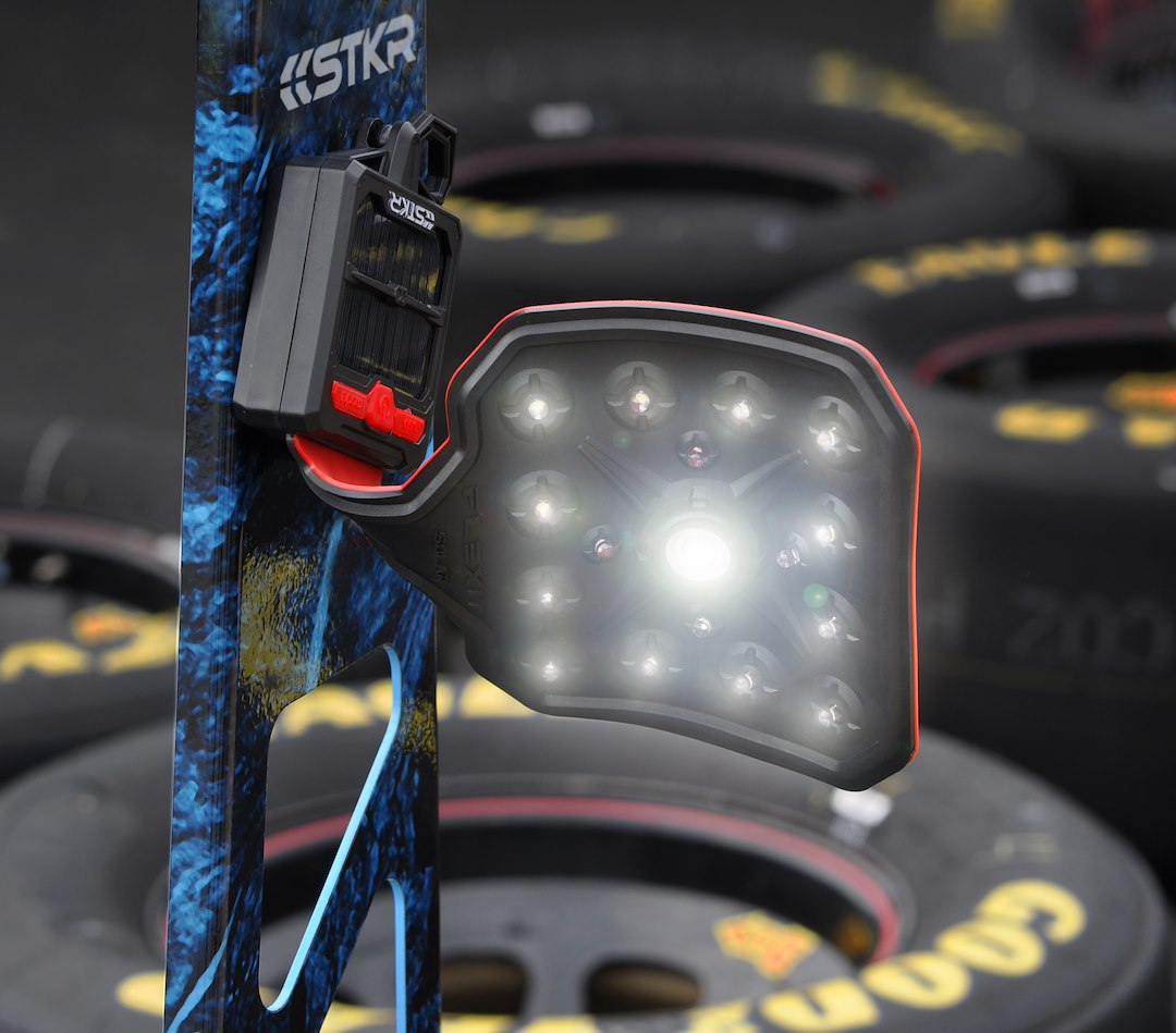 STKR Concepts 00346 FLEXIT Solar Flashlight, 500 Lumens