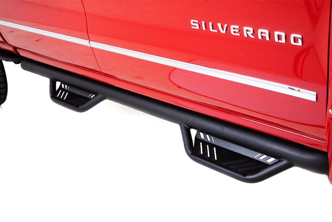 Lund 34641173 Terrain HX Step GM HD Double-Cab Nerf Bar