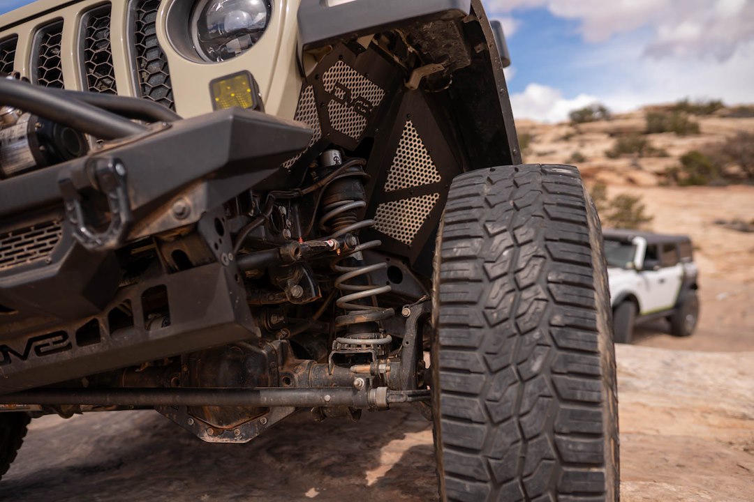 DV8 Offroad INFEND-06FB Jeep JL/JT Inner Fender