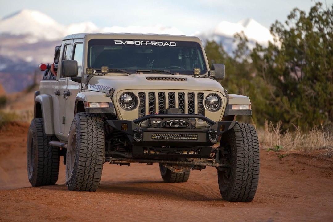 DV8 Offroad FBJL-07 FS-7 Jeep JL/JT Steel Bumper