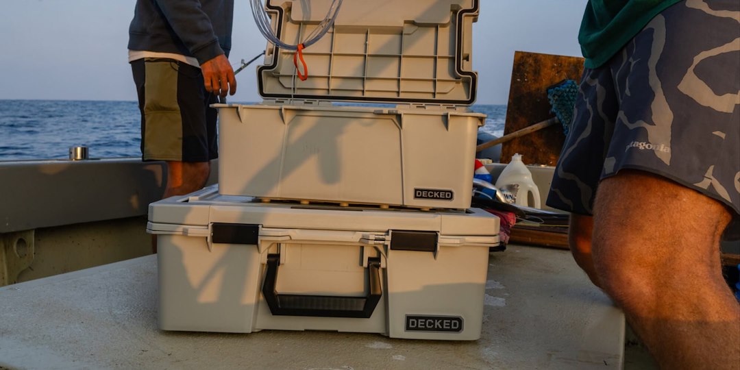 Decked A0010-SIXR-GRY Sixer 16 Cool Gray Cargo Organizer