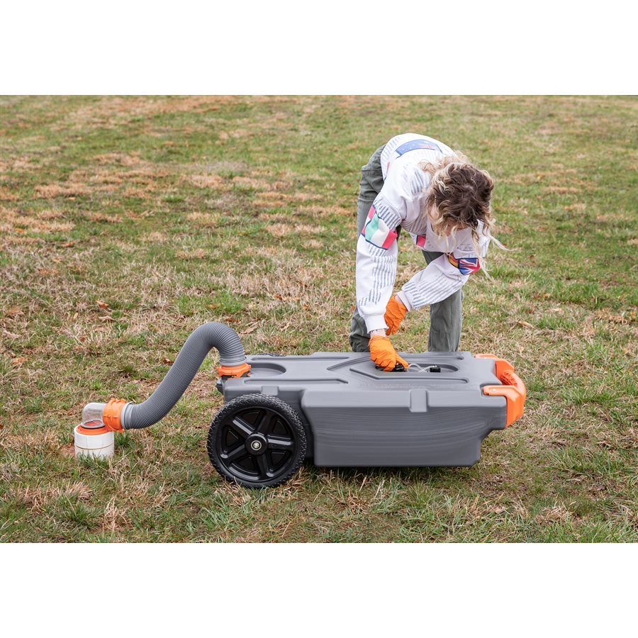 Camco 39002 Portable Waste Holding Tank - image 14