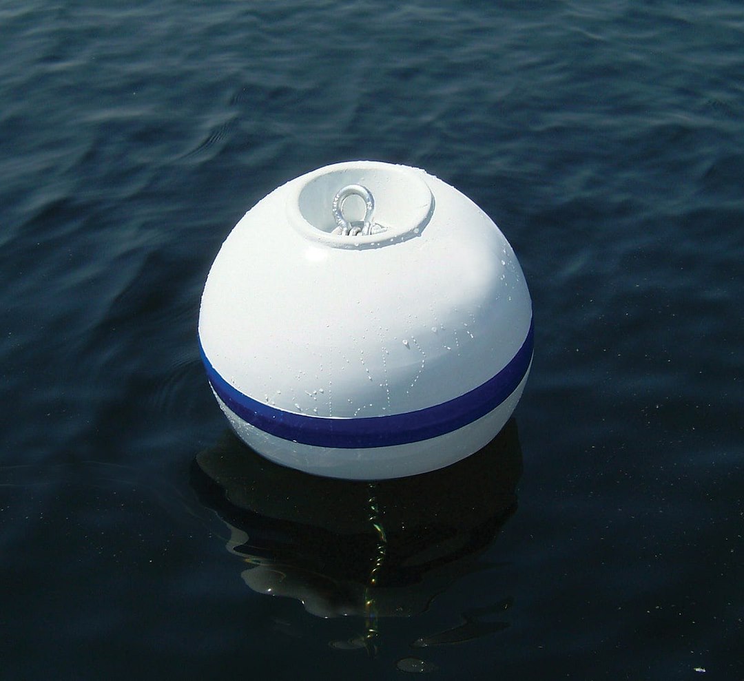 Taylor Made 46818 Mooring Buoy - image 3