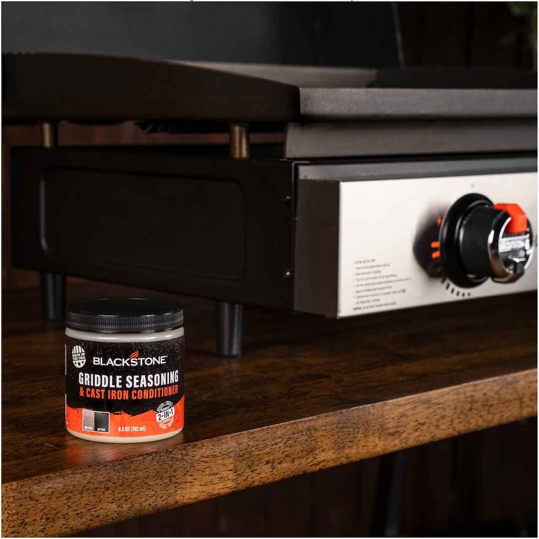 Blackstone Griddle Seasoning 4114 – Container Size: 6.5 Ounce