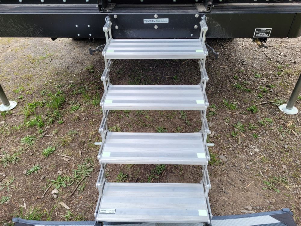 GlowStep 4-Step RV Entry Step – Self-Illuminating, A7504