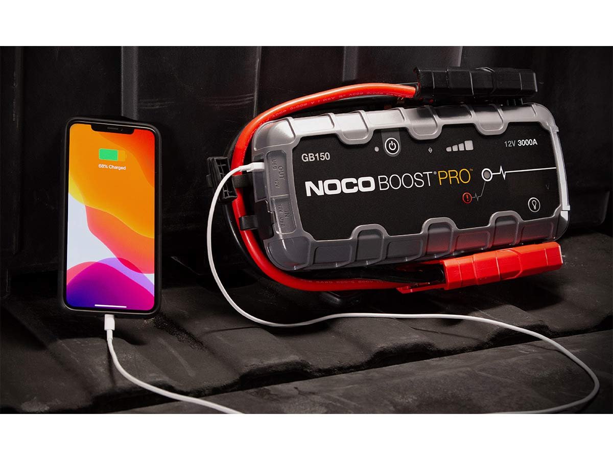 NOCO GB150 12V 3000A Lithium Jump Starter — view 6