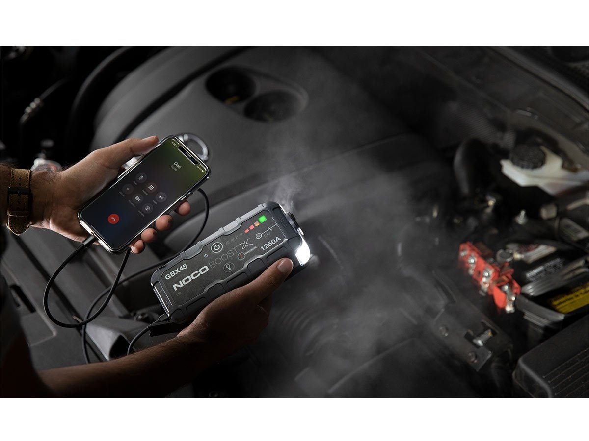 NOCO GBX45 12V 1250A Lithium Jump Starter — view 5